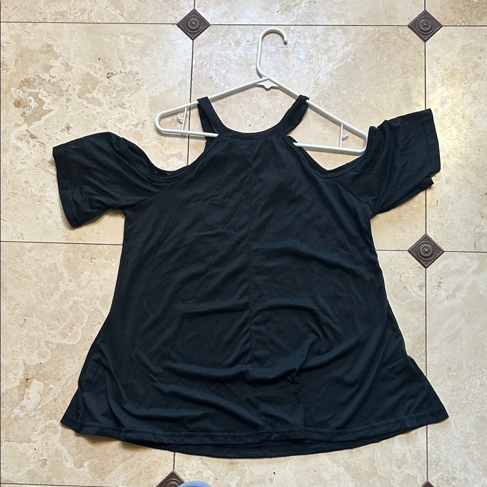 Forever 21 Black Cold Shoulder Top with Red Floral Design - Picture 2 of 3